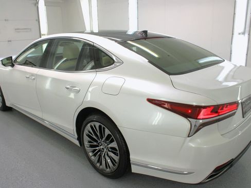 Used 2018 Lexus LS 500 w/ Luxury Package RWD image 6