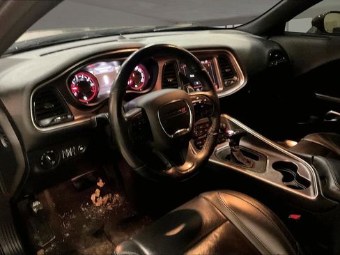 Used 2018 Dodge Challenger GT w/ Driver Convenience Group image 12