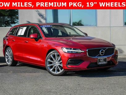 Used 2020 Volvo V60 T5 Momentum w/ Protection Package Premier
