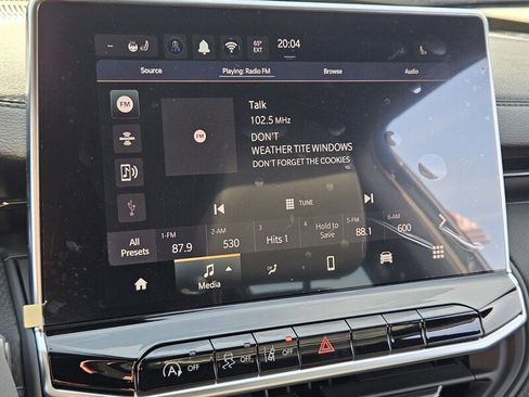 New 2026 Jeep Compass Latitude image 19