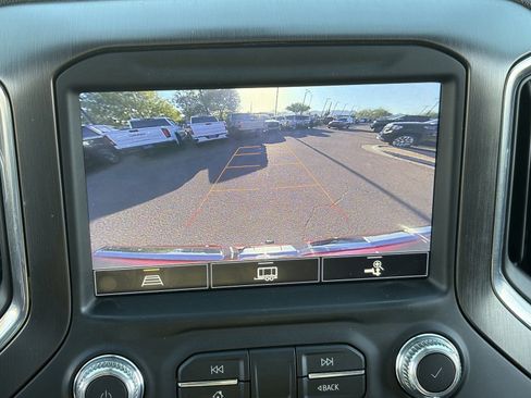 Certified 2022 GMC Sierra 1500 AT4 w/ AT4 Preferred Package AWD/4WD image 29