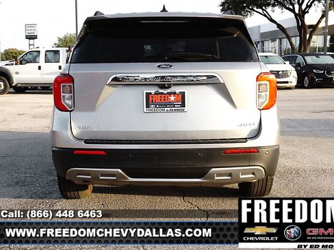 Used 2024 Ford Explorer XLT w/ Equipment Group 202A image 38