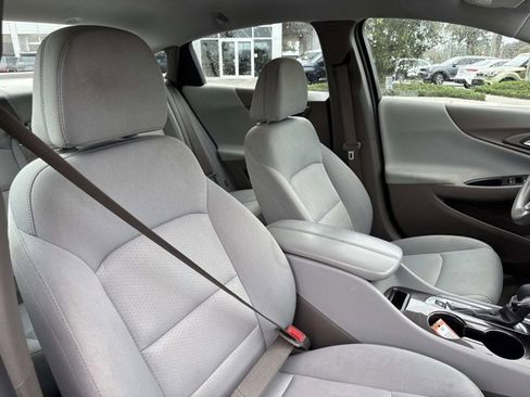 Used 2023 Chevrolet Malibu LT image 17