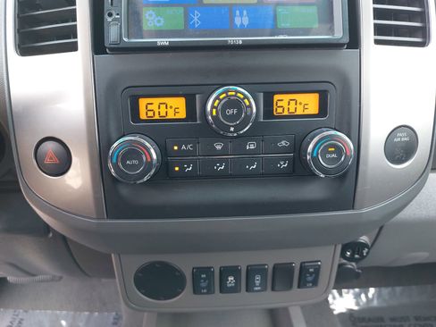 Used 2019 Nissan Frontier SL RWD image 21