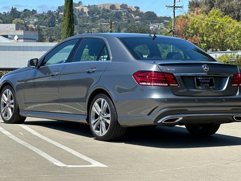 Used 2016 Mercedes-Benz E 350 Sedan image 3