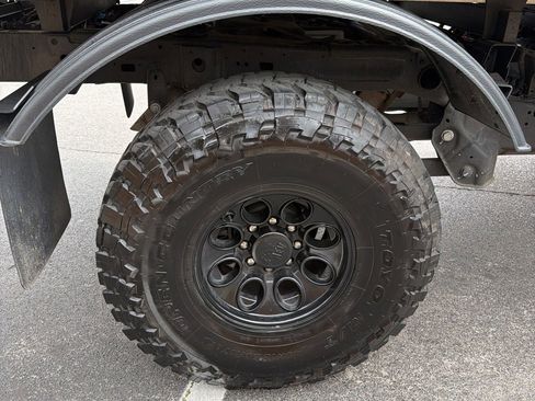 Used 2023 RAM 2500 Big Horn w/ Level B Equipment Group image 9