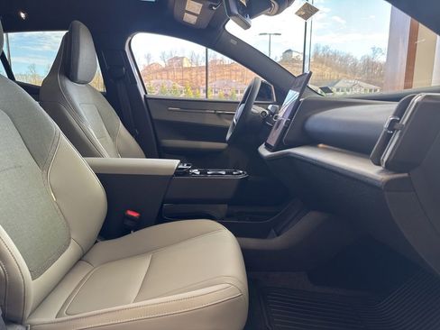 New 2026 Volvo EX30 Cross Country Ultra w/ Protection Package image 27