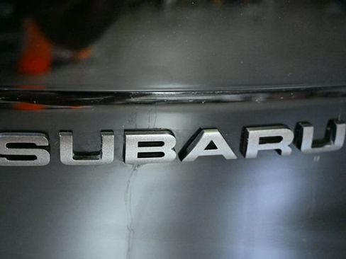 Used 2025 Subaru Forester Premium AWD/4WD image 12