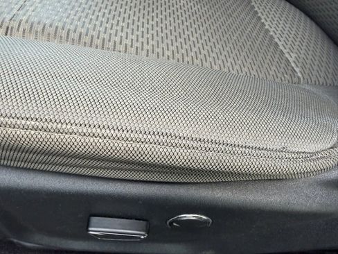 Used 2015 Ford F150 XLT w/ Equipment Group 301A Mid image 16