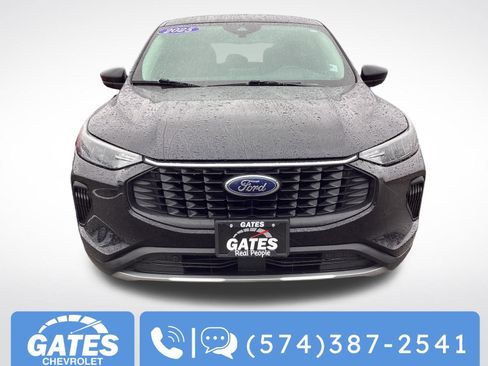 Used 2025 Ford Escape Active image 2