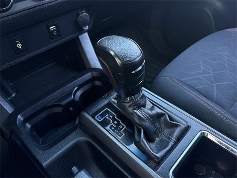 Used 2016 Toyota Tacoma TRD Off-Road image 20