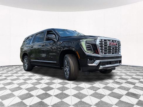 New 2026 GMC Yukon XL Denali w/ Denali Reserve Package AWD/4WD image 21