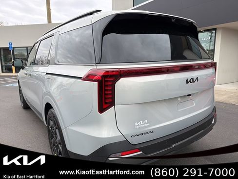 New 2026 Kia Carnival SX Prestige FWD image 9