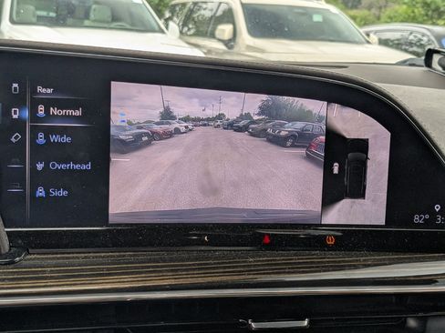 Used 2023 Cadillac Escalade ESV Premium Luxury AWD/4WD image 15