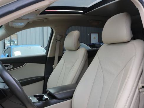 Used 2016 Lincoln MKX Reserve FWD image 8