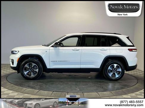 Used 2023 Jeep Grand Cherokee 4WD 4xe w/ Luxury Tech Group II image 5