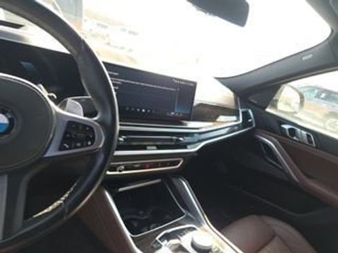 Used 2025 BMW X6 xDrive40i image 5