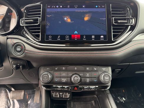 Used 2023 Dodge Durango R/T image 28