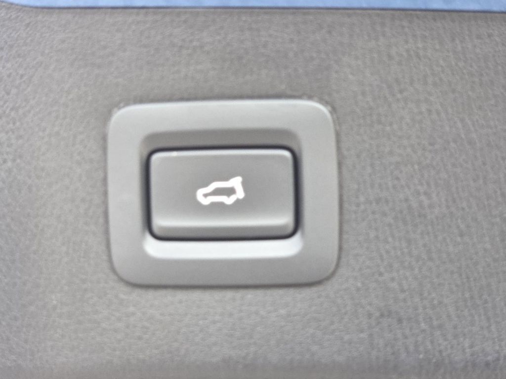 Used 2023 MAZDA CX-5 AWD 2.5 S w/ Premium Plus Pkg image 9