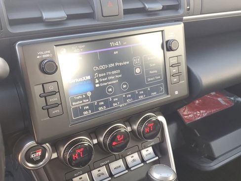 Used 2022 Toyota GR86 Premium w/ ALL Weather Mat Package (TMS) image 14