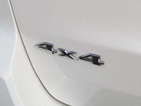 Used 2020 Jeep Grand Cherokee Laredo image 45