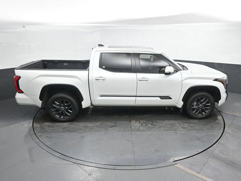 Used 2024 Toyota Tundra Platinum AWD/4WD image 30