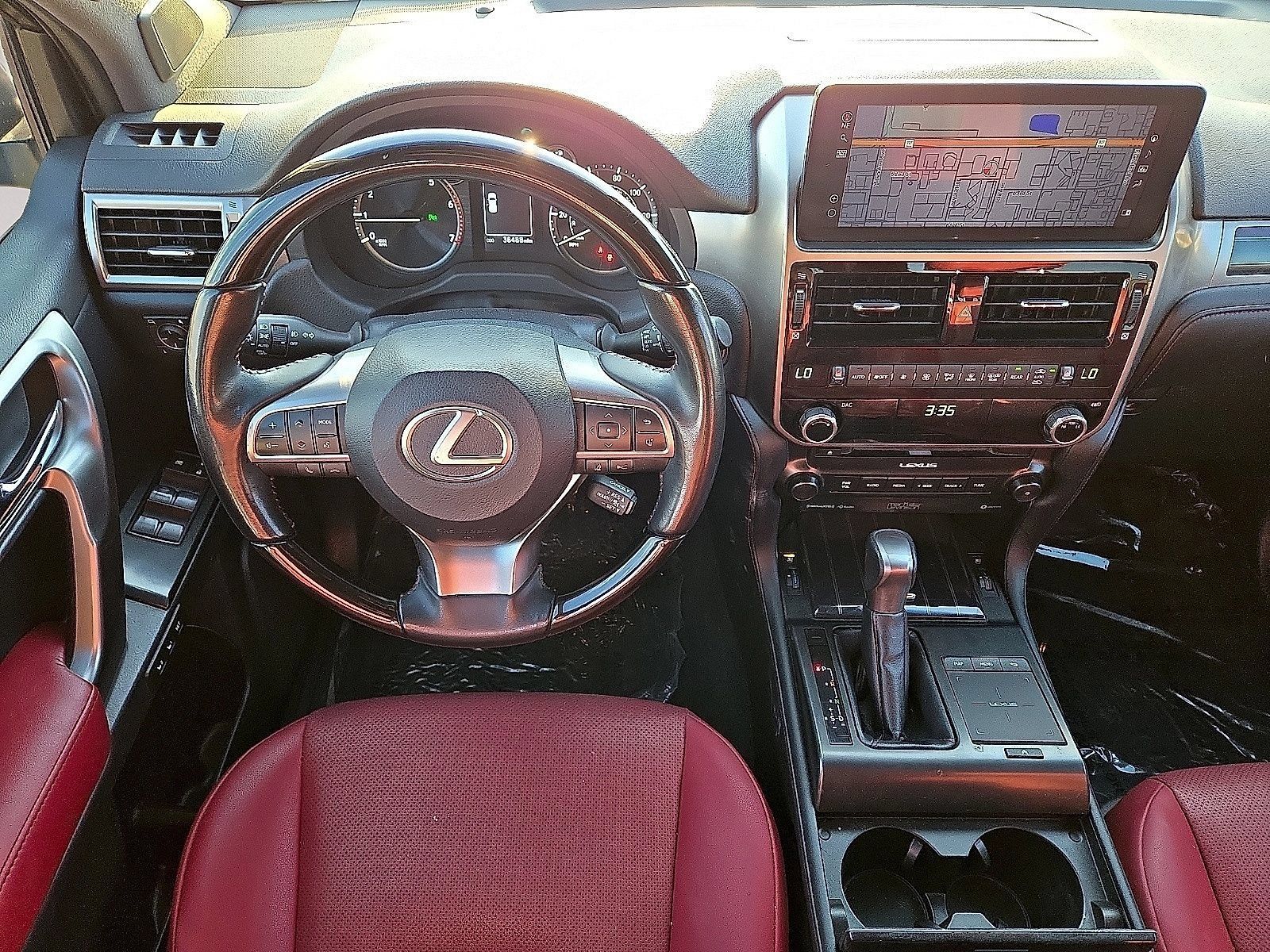 Used 2023 Lexus GX 460 Premium w/ Accessory Package AWD/4WD image 17