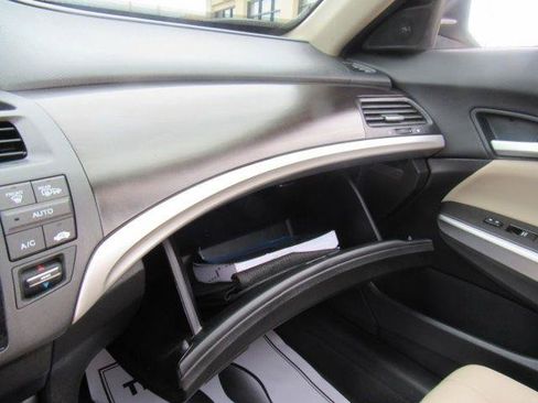 Used 2015 Honda Crosstour EX-L image 32