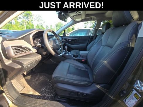 Used 2025 Subaru Outback Onyx Edition XT w/ Popular Package #2 AWD/4WD image 13