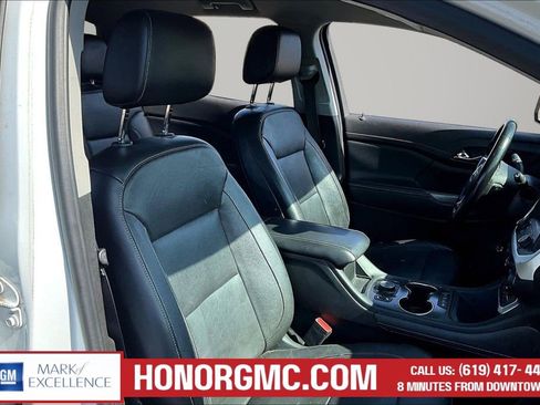 Used 2020 GMC Acadia SLT AWD/4WD image 27