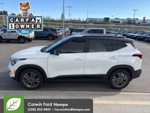 Used 2023 Kia Seltos S w/ Navigation Package image 4