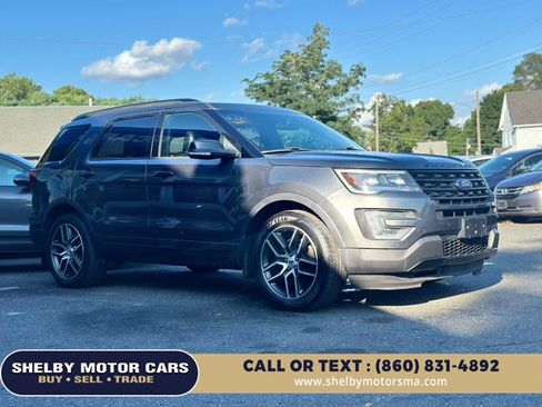 Used 2016 Ford Explorer Sport AWD/4WD image 2