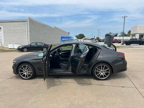 Used 2026 Genesis G70 2.5T AWD/4WD image 11