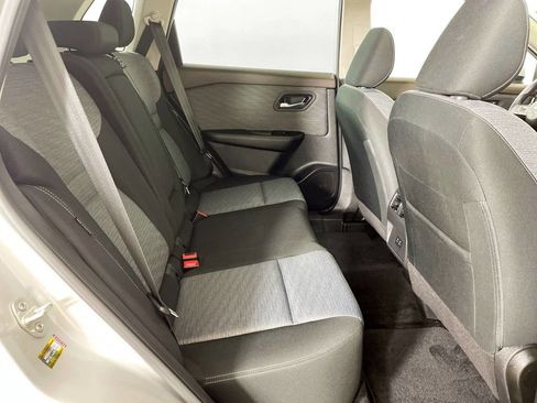 Used 2023 Nissan Rogue SV image 28