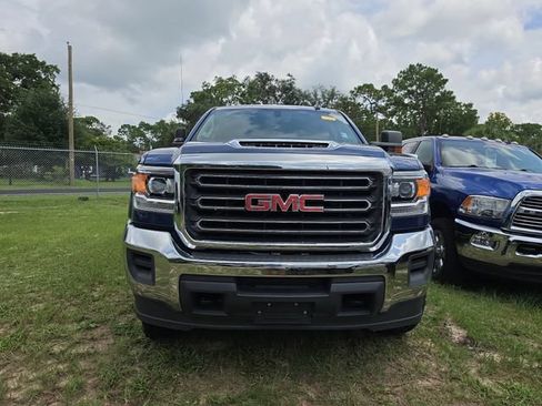 Used 2018 GMC Sierra 2500 4x4 Crew Cab w/ Sierra Convenience Package image 8