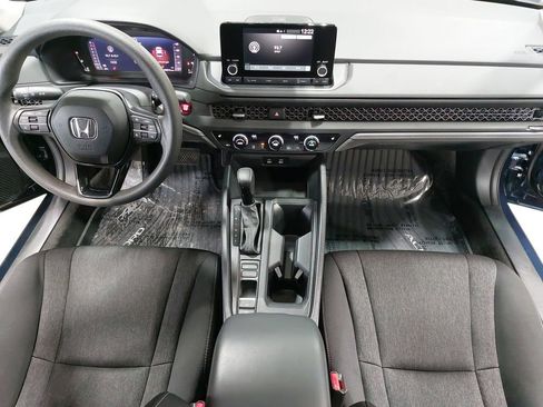 Used 2024 Honda Accord EX image 9