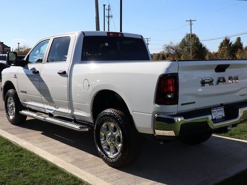 Used 2025 RAM 2500 Big Horn image 34