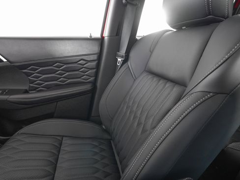 Used 2025 Mitsubishi Outlander SEL image 23