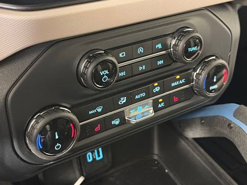 Used 2022 Ford Bronco Wildtrak AWD/4WD image 21