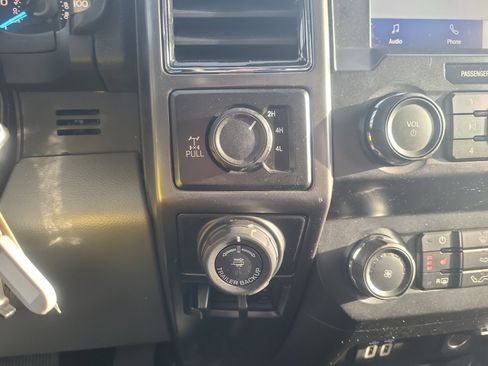 Certified 2020 Ford F150 XLT w/ Equipment Group 302A Luxury image 33