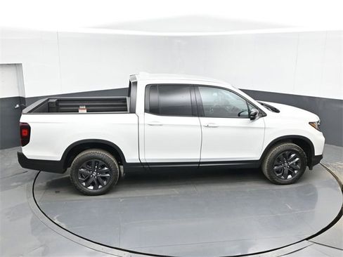 New 2026 Honda Ridgeline Sport image 39
