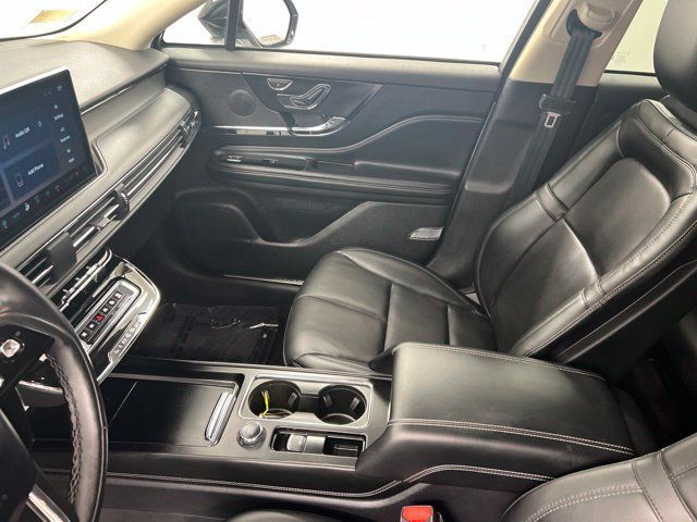Used 2023 Lincoln Corsair AWD w/ Equipment Group 101A image 22
