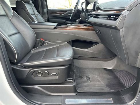 Certified 2024 Cadillac Escalade Premium Luxury w/ LPO, Floor Liner Package image 20