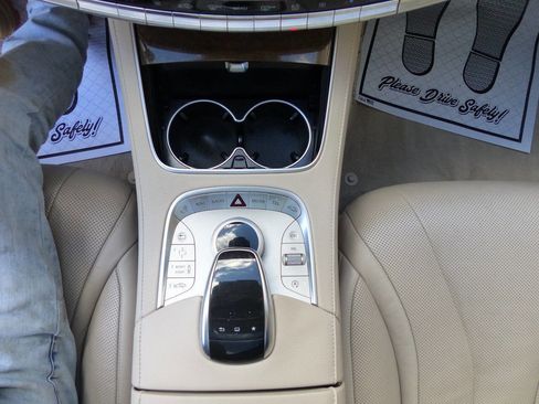 Used 2016 Mercedes-Benz S 550 4MATIC Sedan image 28