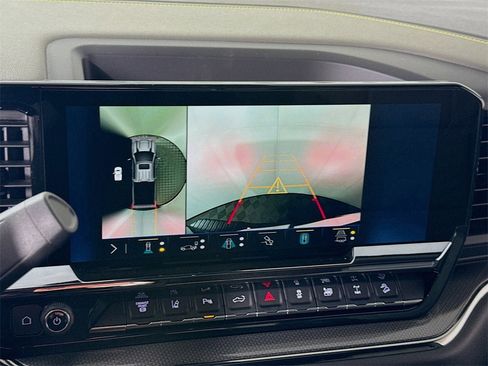 New 2026 Chevrolet Silverado 2500 ZR2 image 9