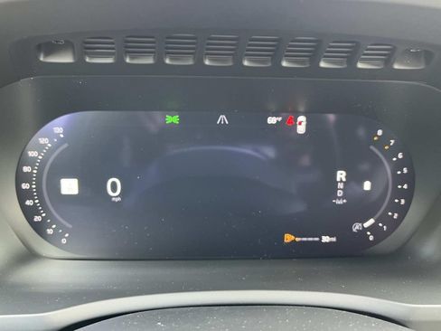 Certified 2026 Volvo XC90 B6 Plus AWD/4WD image 32