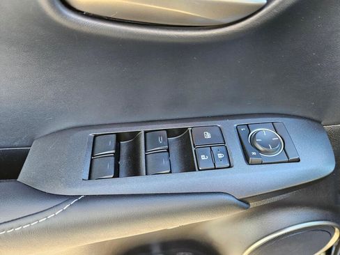 Used 2016 Lexus NX 200t AWD 4dr image 24