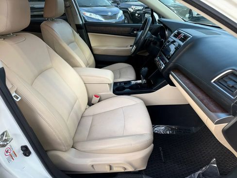 Used 2016 Subaru Outback 2.5i Limited image 22