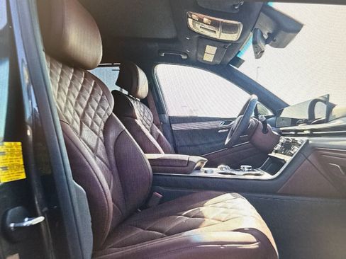 Used 2025 Genesis GV80 3.5T Prestige image 15