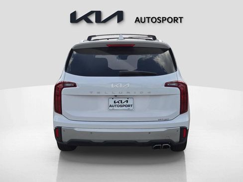 Certified 2024 Kia Telluride S w/ S Sunroof Package image 9